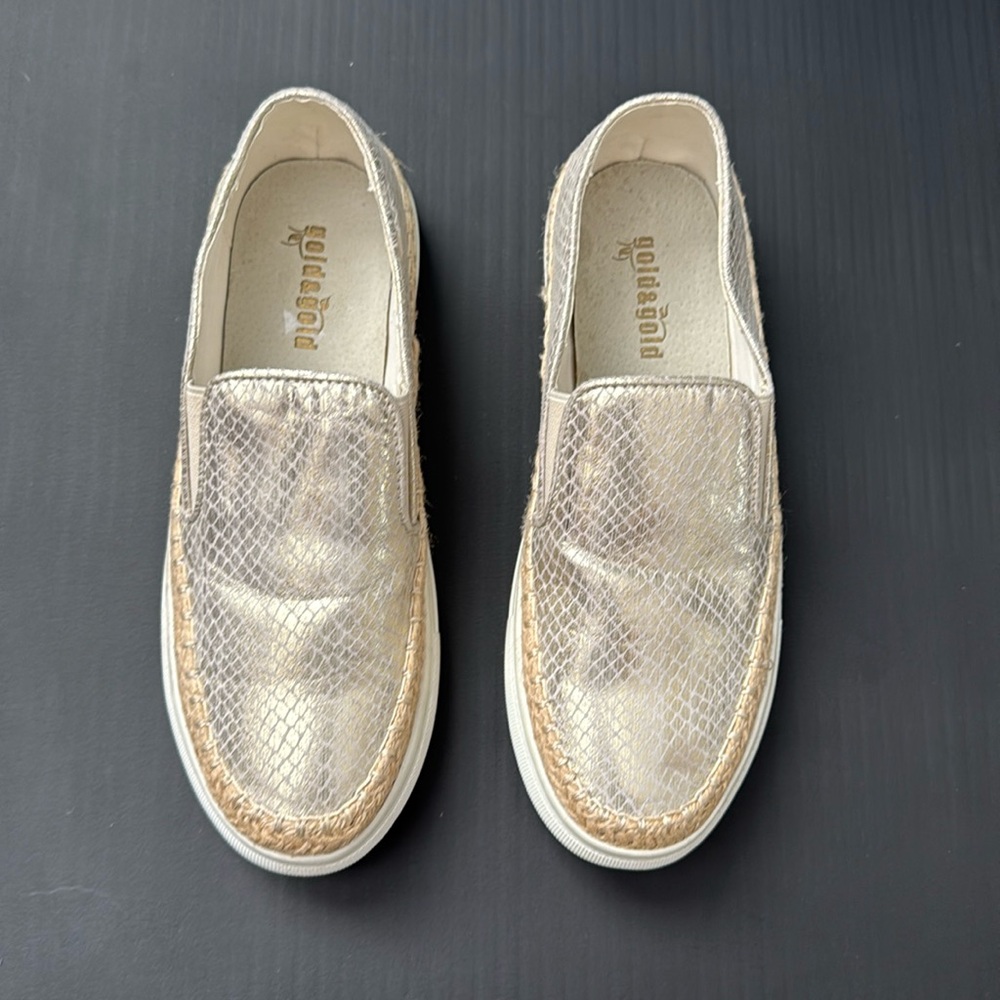 Italian Leather Slip On Gold and Ivory Women’s Size 8